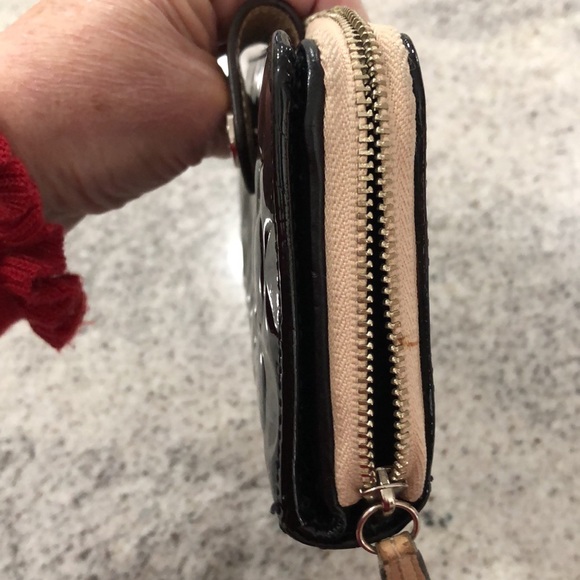 Coach black patent leather wallet - Picture 7 of 7